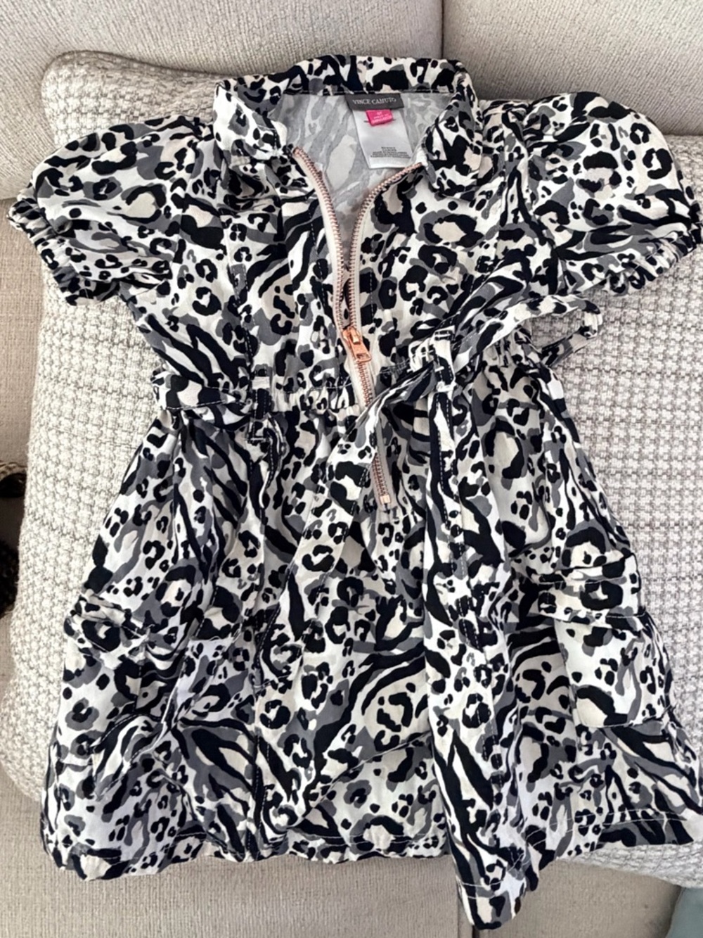 Vince Camuto | Black & White Animal Print Zip Dress - Pink & Black Logo